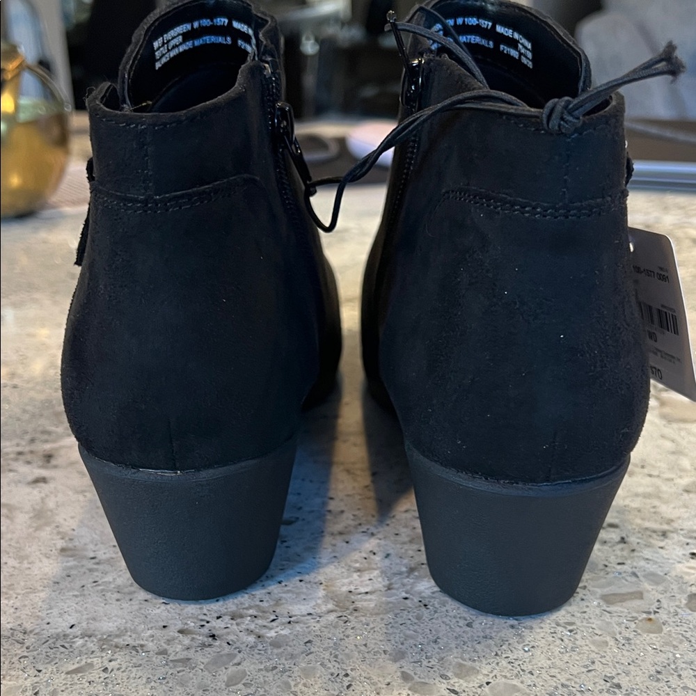 East 5Th East 5th Sleek Black Black Ankle Boots & Booties Size 9 - Picture 5 of 8